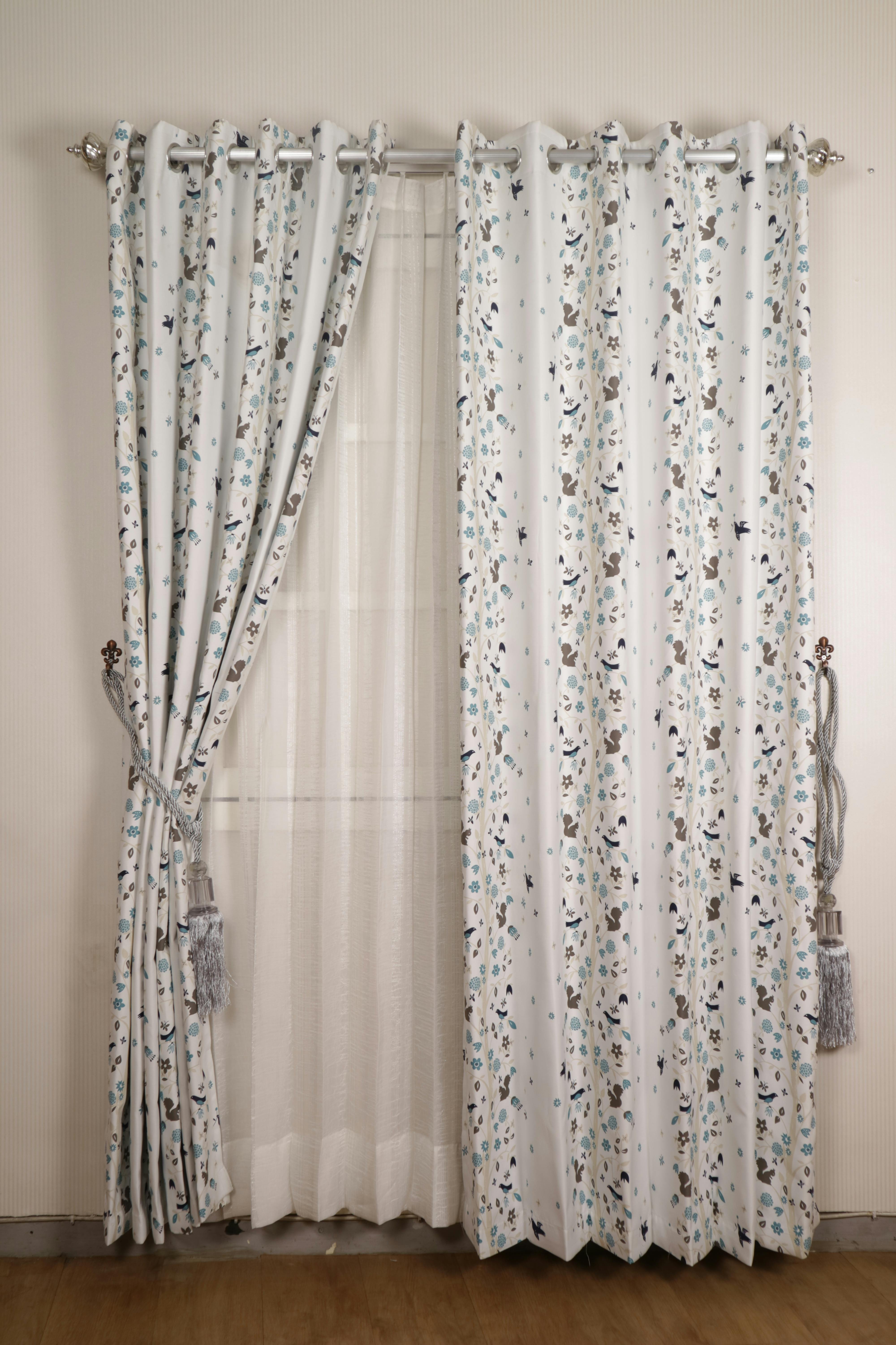 Curtain tracks